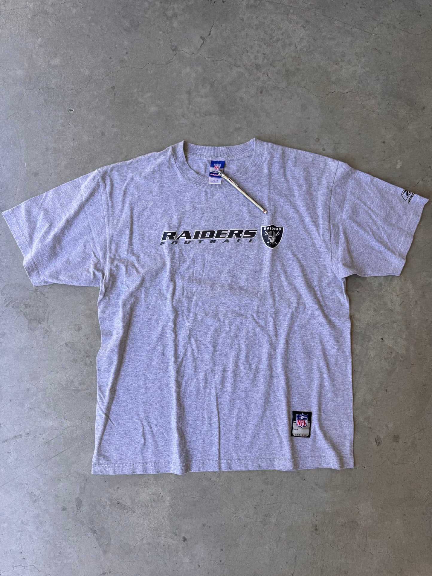 Vintage NFL Raiders Tee - Large