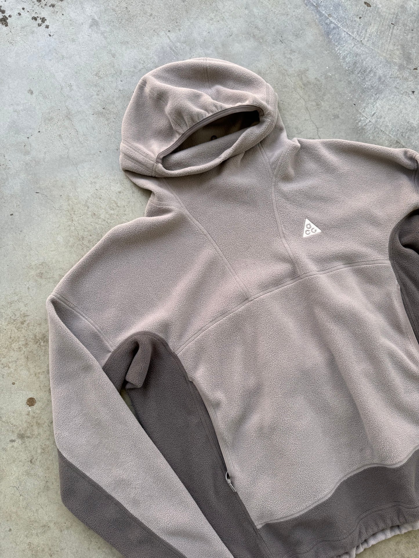 Nike ACG Thermal Fleece Jacket - Medium