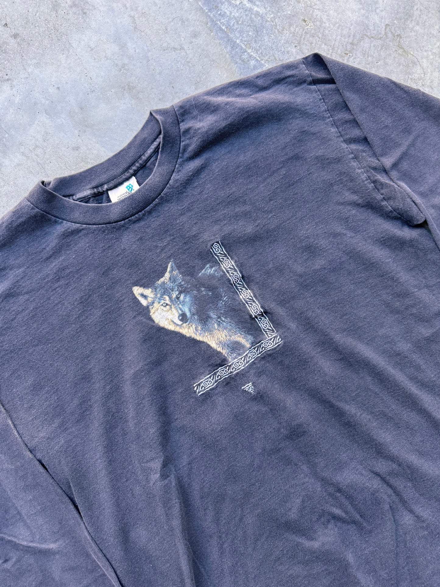 2000’s Vintage Wolf Tee - XL