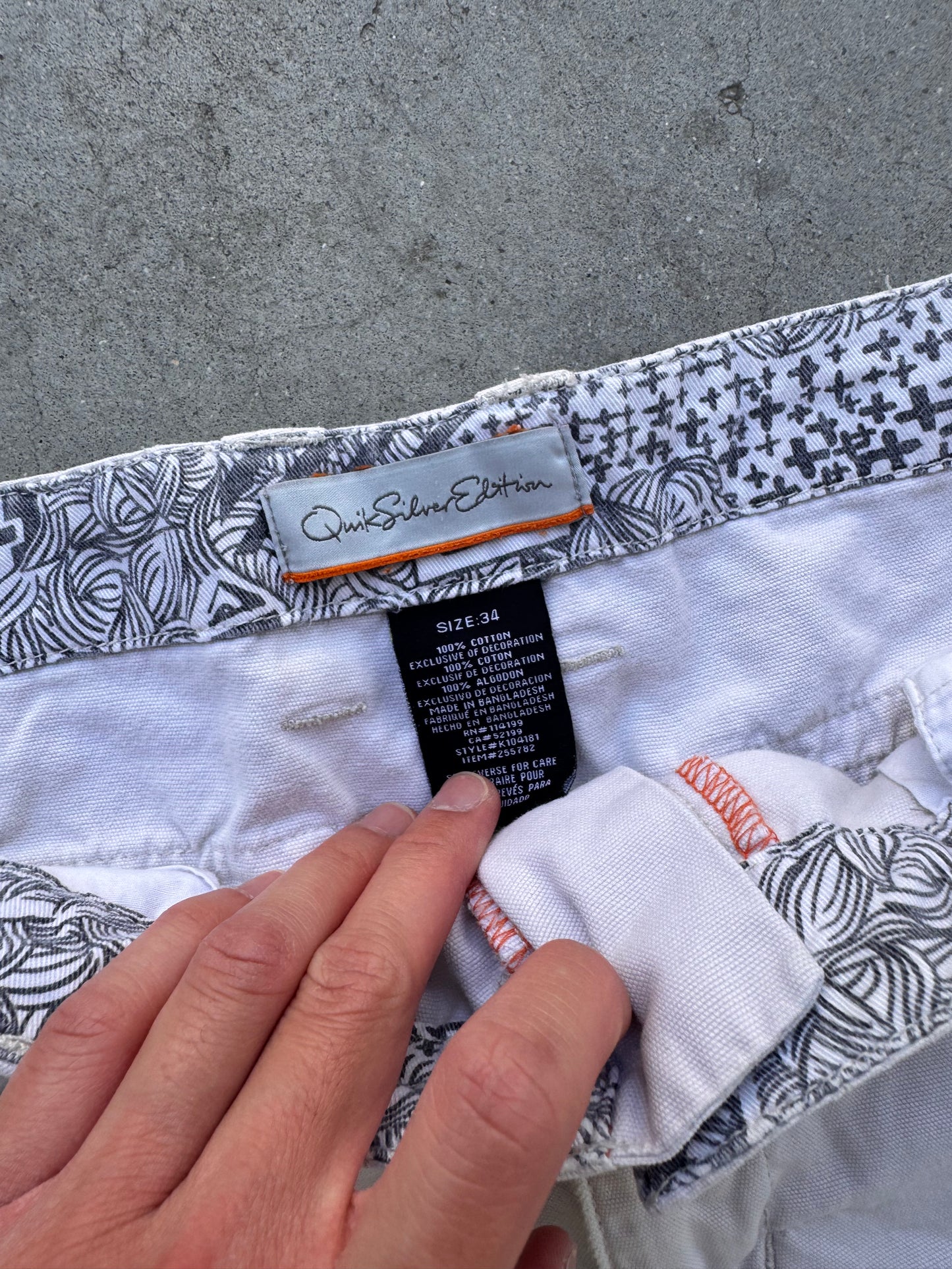 Vintage QuickSilver Cargo Shorts - 34